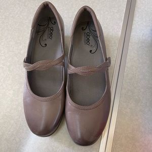 EUC Abeo BioSystem Marisol - size 8.5